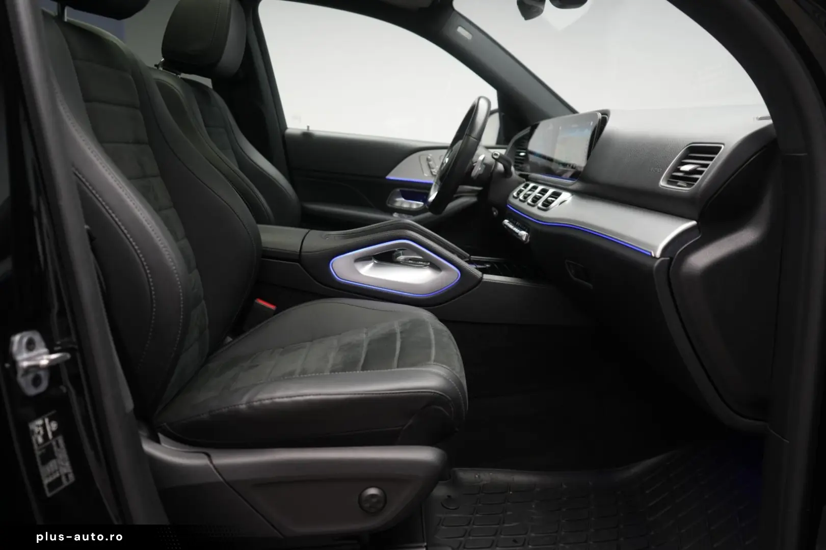 MERCEDES-BENZ GLE 300 d 4Matic  AMG Distronic Kam