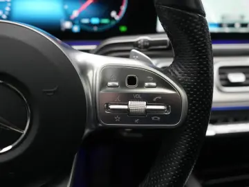 MERCEDES-BENZ GLE 300 d 4Matic  AMG Distronic Kam