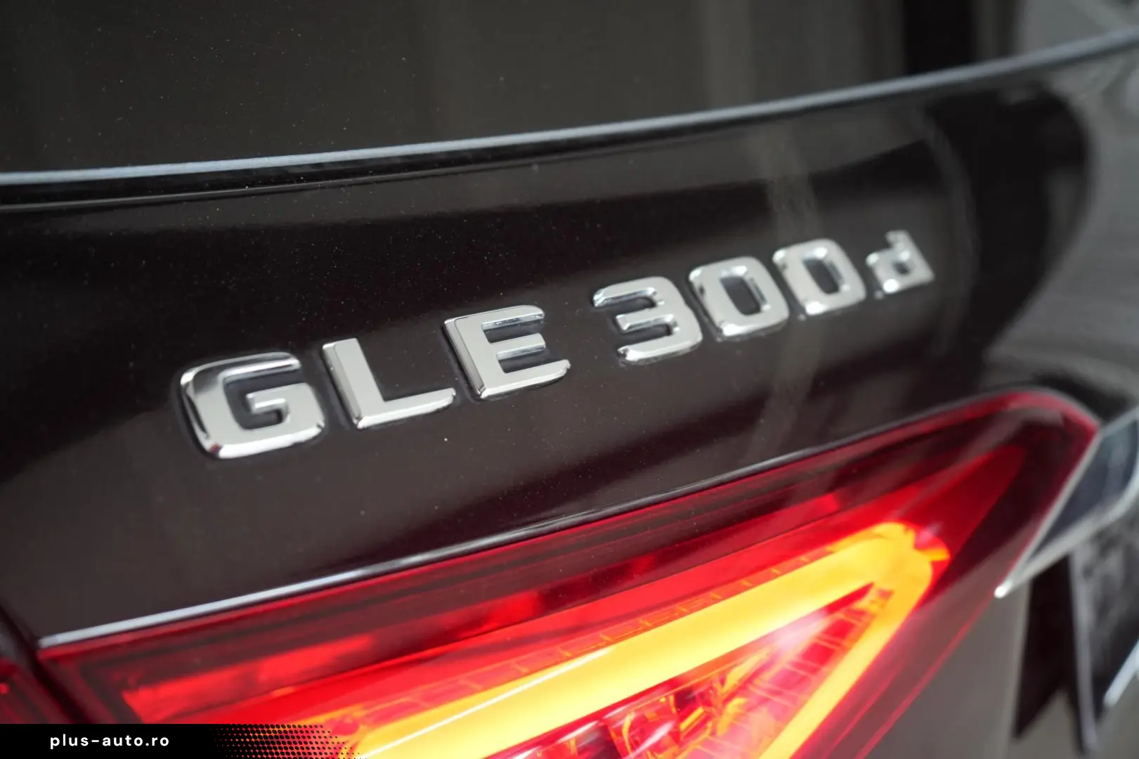 MERCEDES-BENZ GLE 300 d 4Matic  AMG Distronic Kam