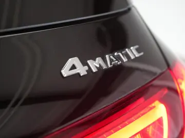 MERCEDES-BENZ GLE 300 d 4Matic  AMG Distronic Kam