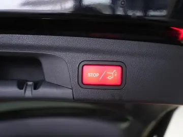 MERCEDES-BENZ GLE 300 d 4Matic  AMG Distronic Kam