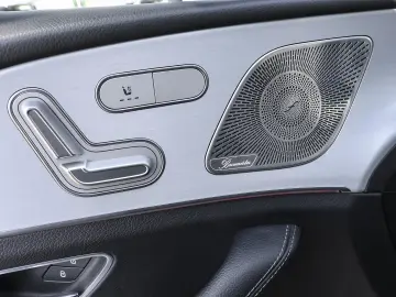 MERCEDES-BENZ GLE 350de 4M AMG Night Distronic AHK