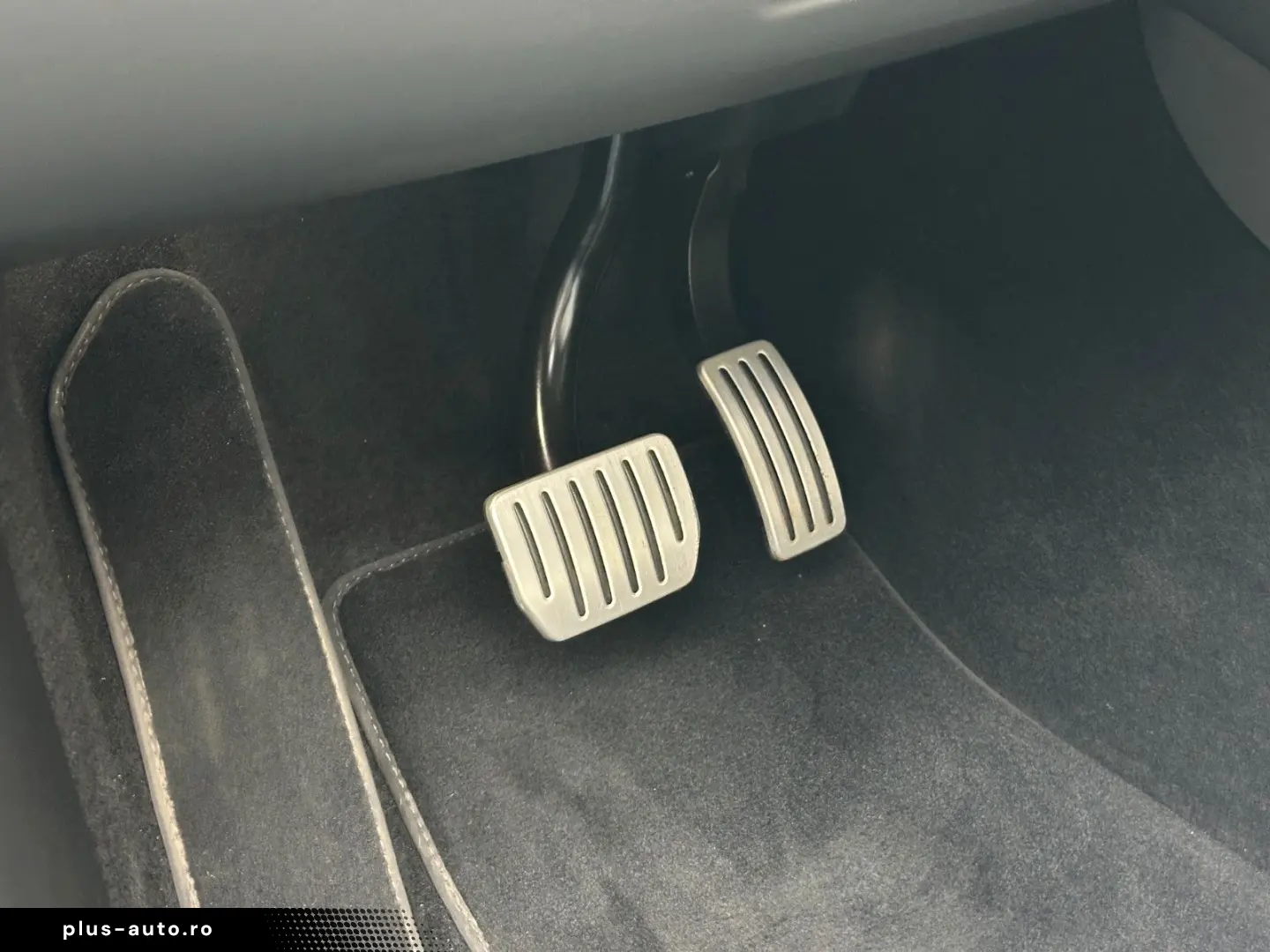 TESLA Model Y Performance Dual AWD