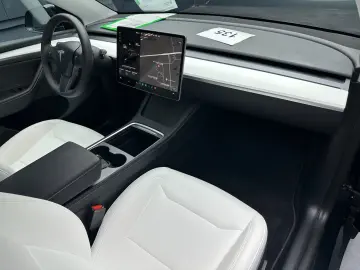 TESLA Model Y Performance Dual AWD