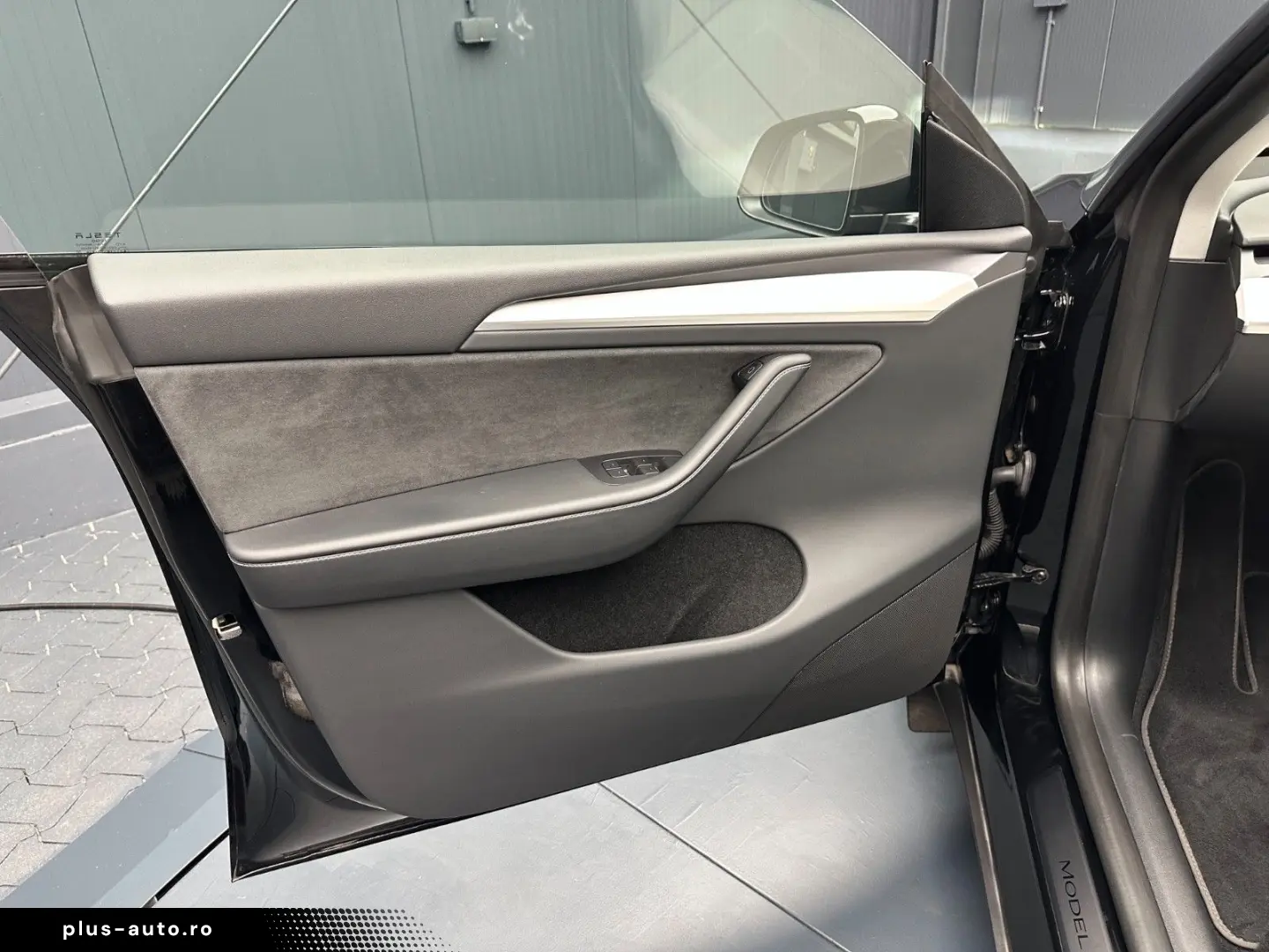TESLA Model Y Performance Dual AWD
