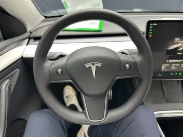 TESLA Model Y Performance Dual AWD