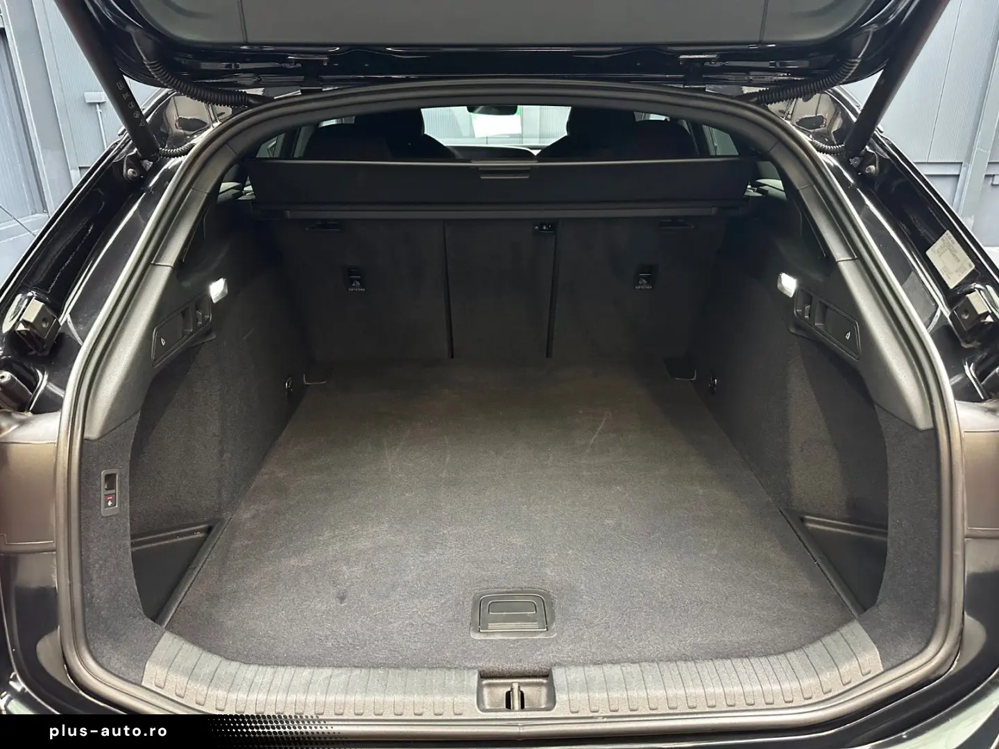 AUDI A6 e-tron Avant performance S-Line Garantie