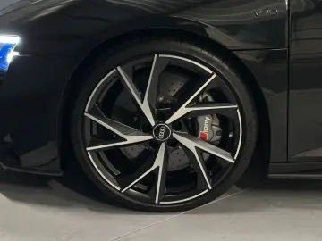 AUDI R8 Spyder V10 qua performance CARBON Frane ceramice