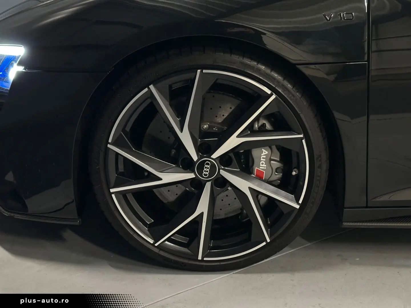 AUDI R8 Spyder V10 qua performance CARBON Frane ceramice