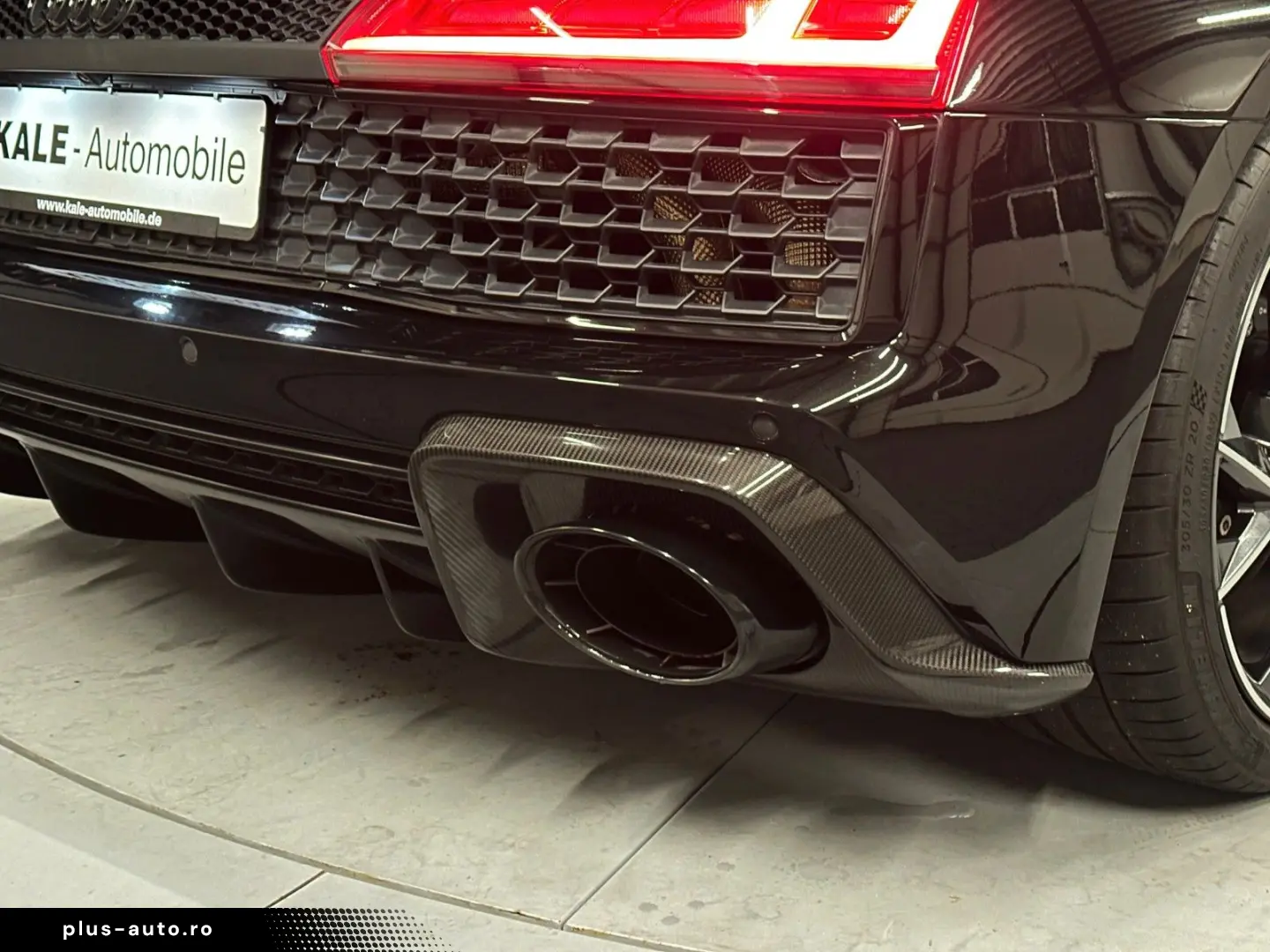 AUDI R8 Spyder V10 qua performance CARBON Frane ceramice