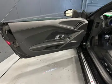 AUDI R8 Spyder V10 qua performance CARBON Frane ceramice