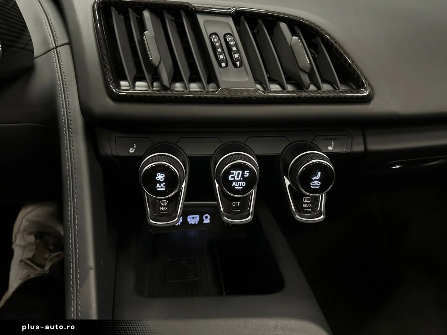 AUDI R8 Spyder V10 qua performance CARBON Frane ceramice