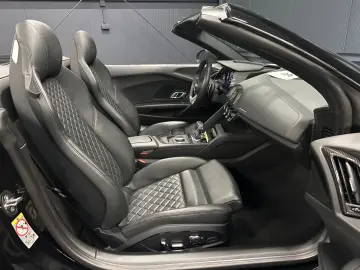 AUDI R8 Spyder V10 qua performance CARBON Frane ceramice