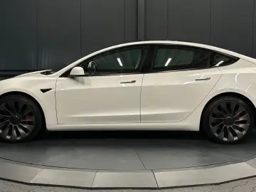 TESLA Model 3 Performance Dual AWD