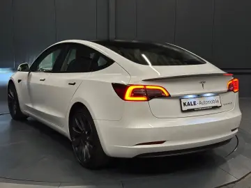 TESLA Model 3 Performance Dual AWD