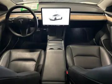 TESLA Model 3 Performance Dual AWD