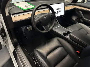 TESLA Model 3 Performance Dual AWD