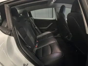 TESLA Model 3 Performance Dual AWD