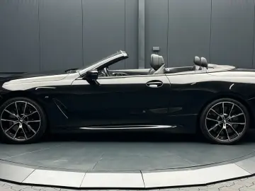 BMW 840i Cabrio xDrive M-Sport Garantie 12 luni