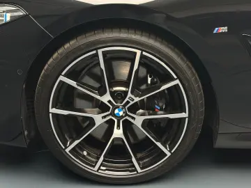 BMW 840i Cabrio xDrive M-Sport Garantie 12 luni