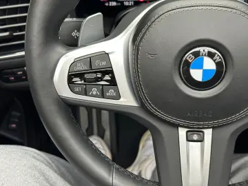 BMW 840i Cabrio xDrive M-Sport Garantie 12 luni