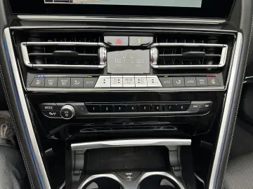 BMW 840i Cabrio xDrive M-Sport Garantie 12 luni