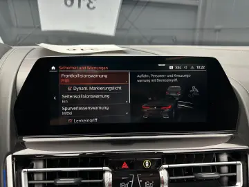 BMW 840i Cabrio xDrive M-Sport Garantie 12 luni