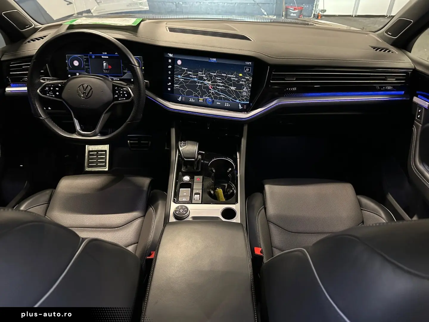 VW Touareg R-Line 4Motion Garantie 12 luni