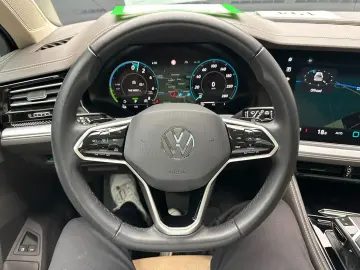 VW Touareg eHybrid Elegance Garantie 12 luni