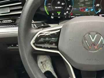 VW Touareg eHybrid Elegance Garantie 12 luni