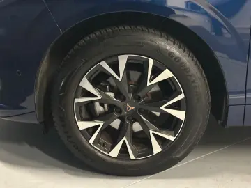 CUPRA Terramar 1.5 eTSI DSG Performance Garantie 12 luni