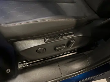 CUPRA Terramar 1.5 eTSI DSG Performance Garantie 12 luni