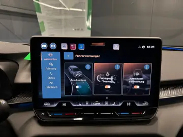 CUPRA Terramar 1.5 eTSI DSG Performance Garantie 12 luni