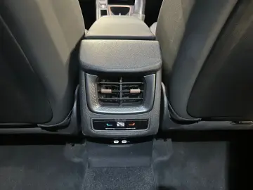 CUPRA Terramar 1.5 eTSI DSG Performance Garantie 12 luni