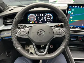 VW Tayron eHybrid 200 kW R-Line Garantie 12 luni