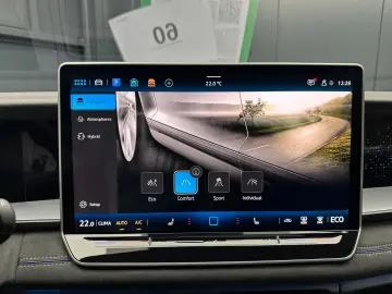 VW Tayron eHybrid 200 kW R-Line Garantie 12 luni