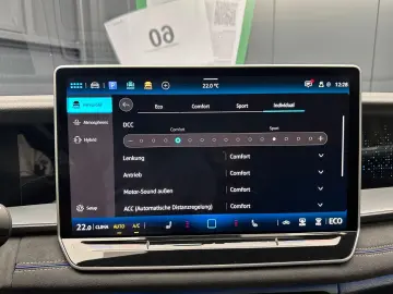 VW Tayron eHybrid 200 kW R-Line Garantie 12 luni