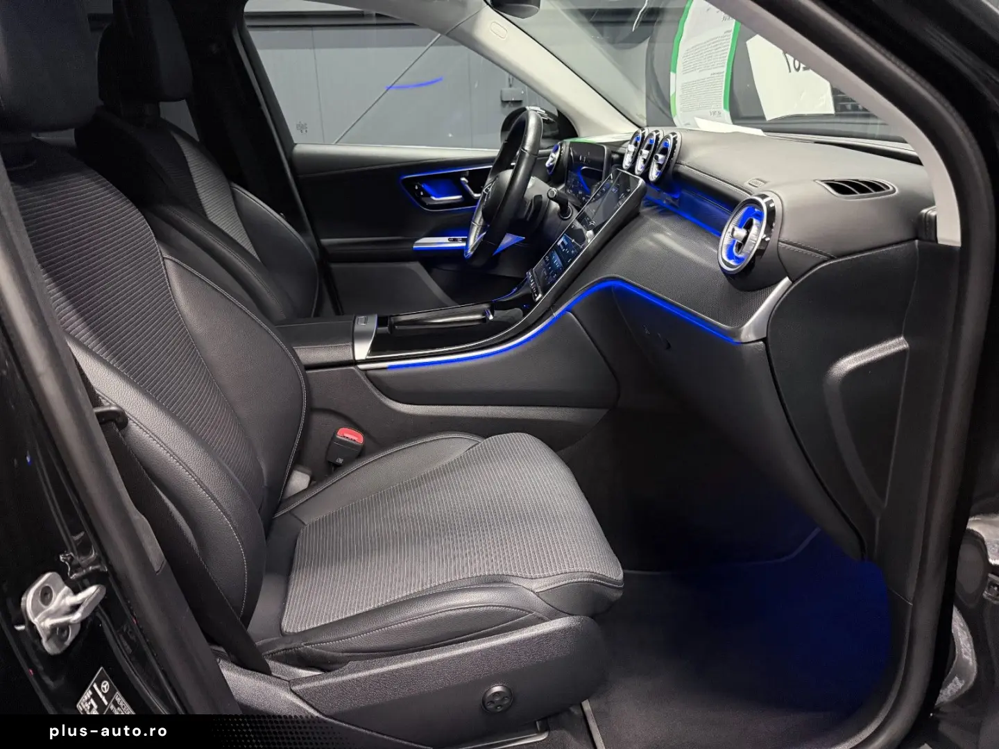 MERCEDES-BENZ GLC 220 d 4Matic Garantie 12 luni