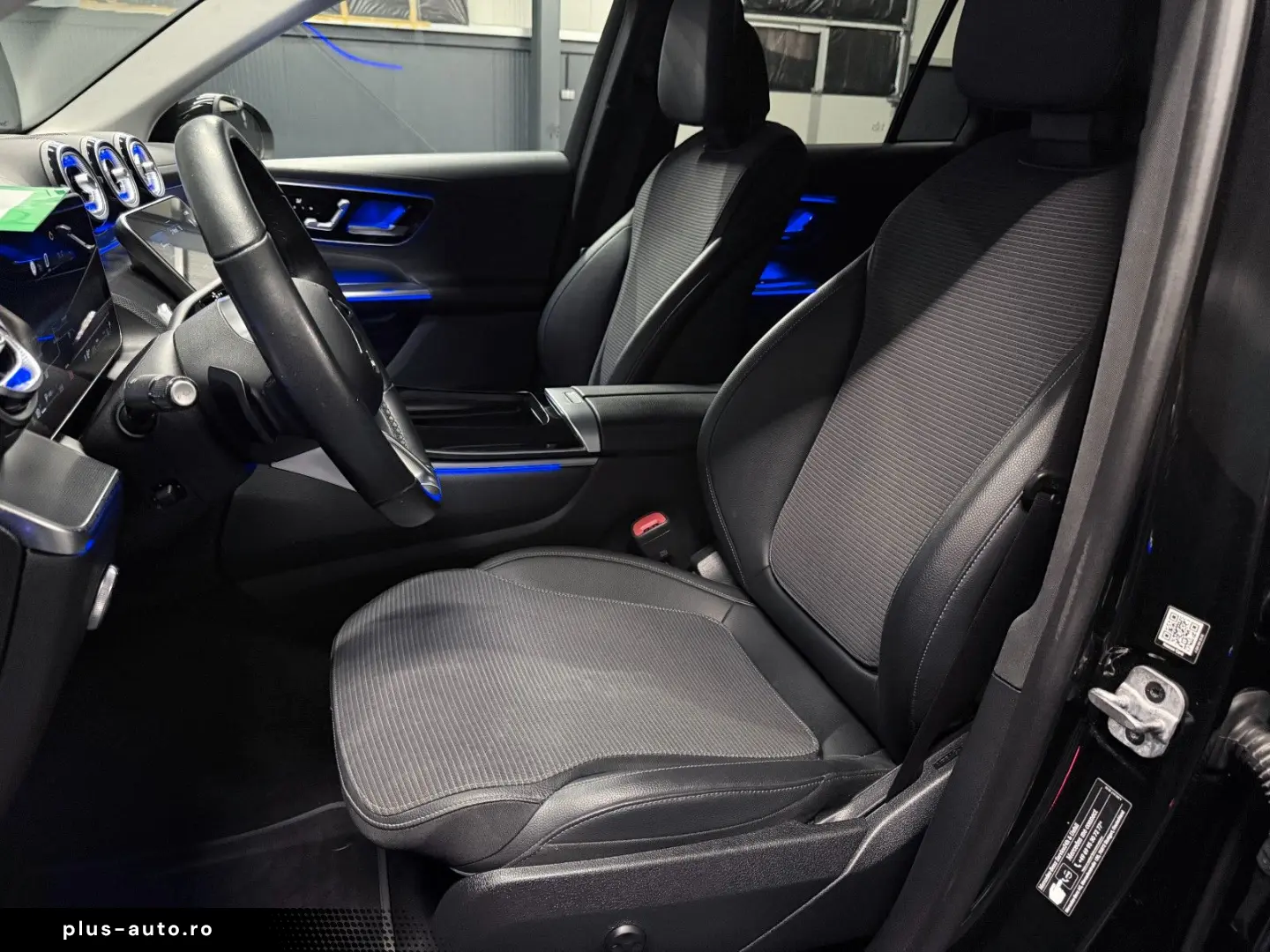 MERCEDES-BENZ GLC 220 d 4Matic Garantie 12 luni