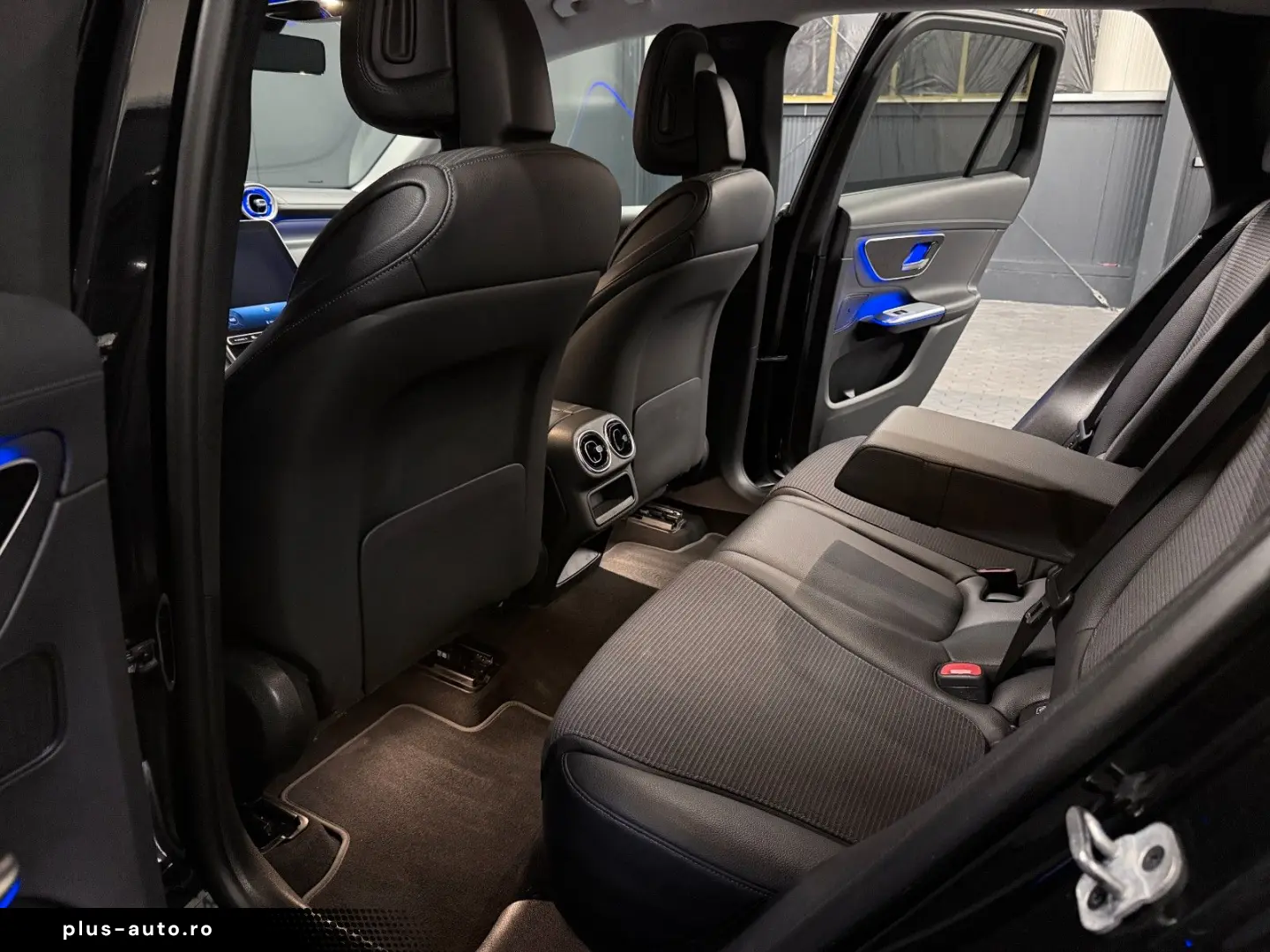MERCEDES-BENZ GLC 220 d 4Matic Garantie 12 luni