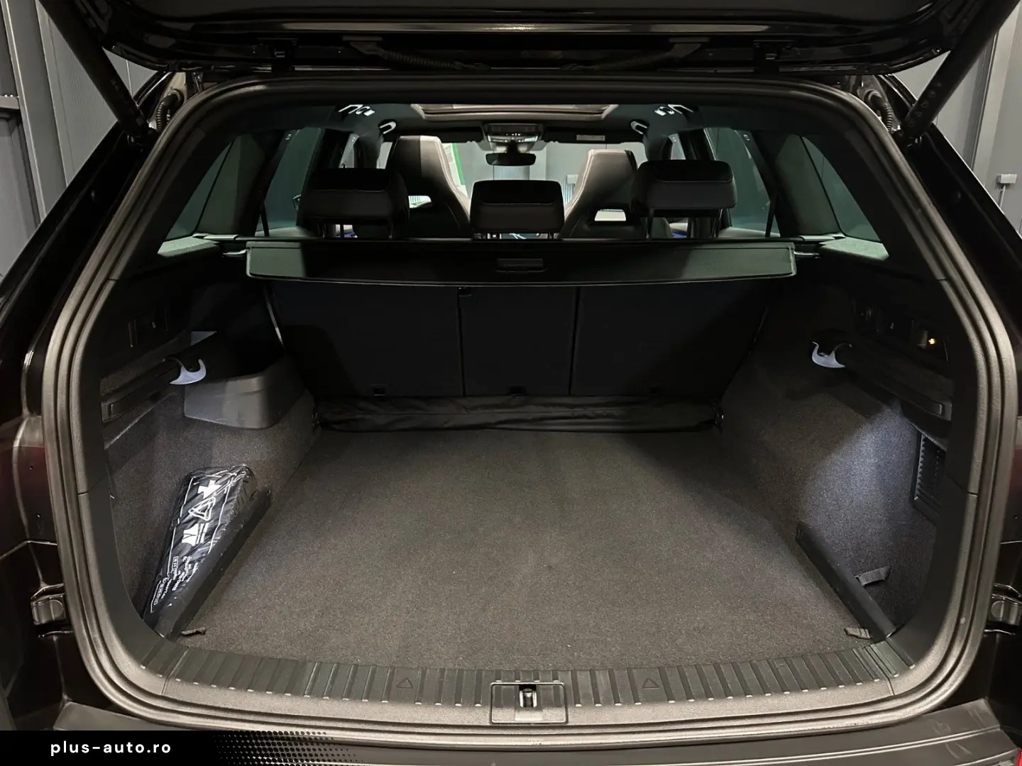 SKODA Kodiaq Sportline 4x4 Panoramic Garantie 12 luni