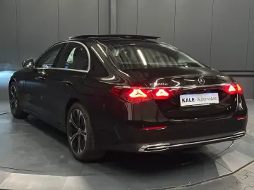 MERCEDES-BENZ E 220 d Avantgarde Garantie 12 luni