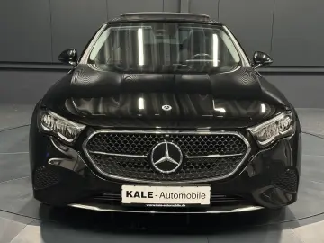 MERCEDES-BENZ E 220 d Avantgarde Garantie 12 luni