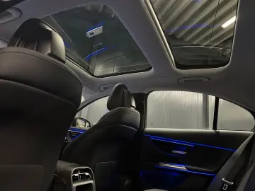 MERCEDES-BENZ E 220 d Avantgarde Garantie 12 luni