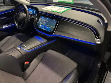 MERCEDES-BENZ E 220 d Avantgarde Garantie 12 luni