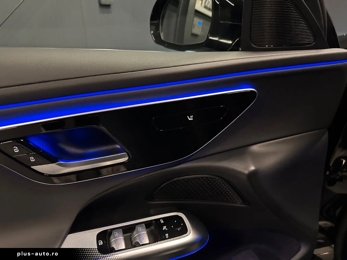 MERCEDES-BENZ E 220 d Avantgarde Garantie 12 luni