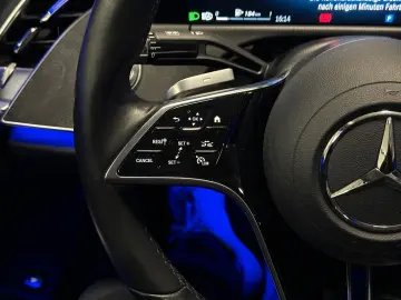 MERCEDES-BENZ E 220 d Avantgarde Garantie 12 luni