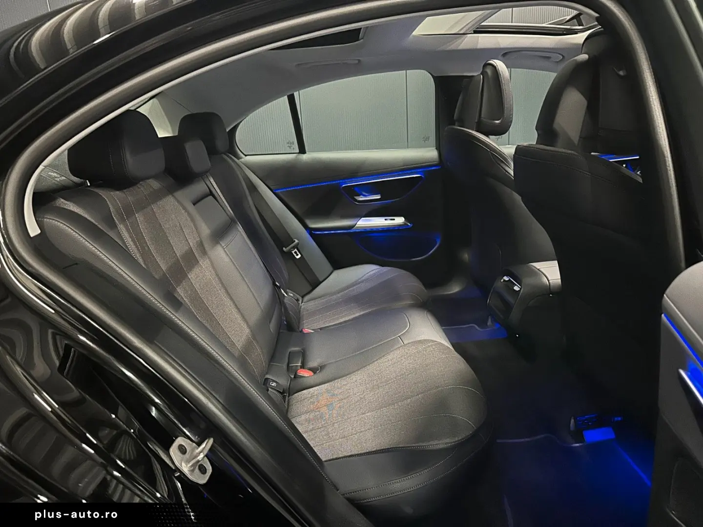 MERCEDES-BENZ E 220 d Avantgarde Garantie 12 luni