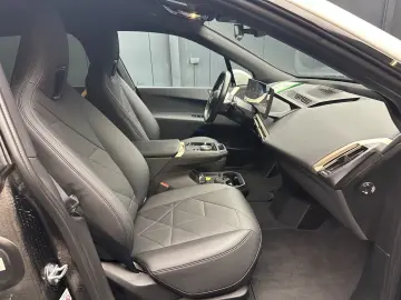 BMW iX xDrive40 Garantie 12 luni