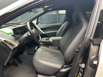 BMW iX xDrive40 Garantie 12 luni